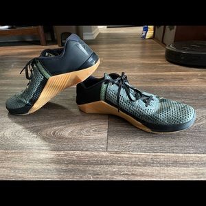 Nike Metcon 6’s Camo/Black/Tan